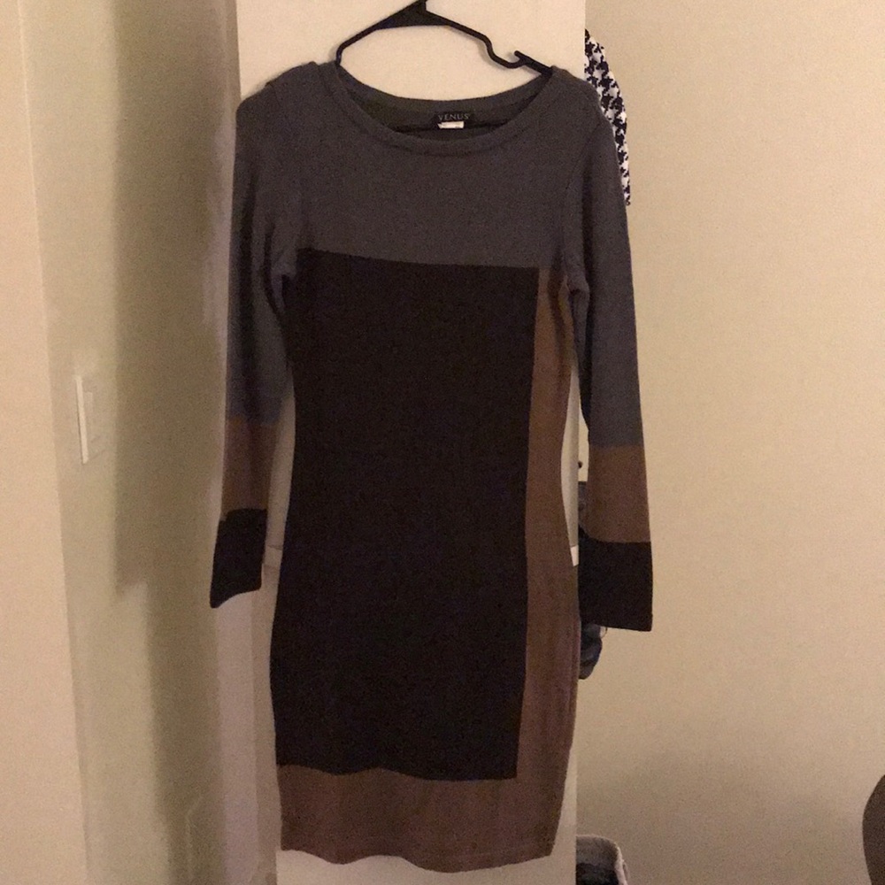 Sweater dress from Venus